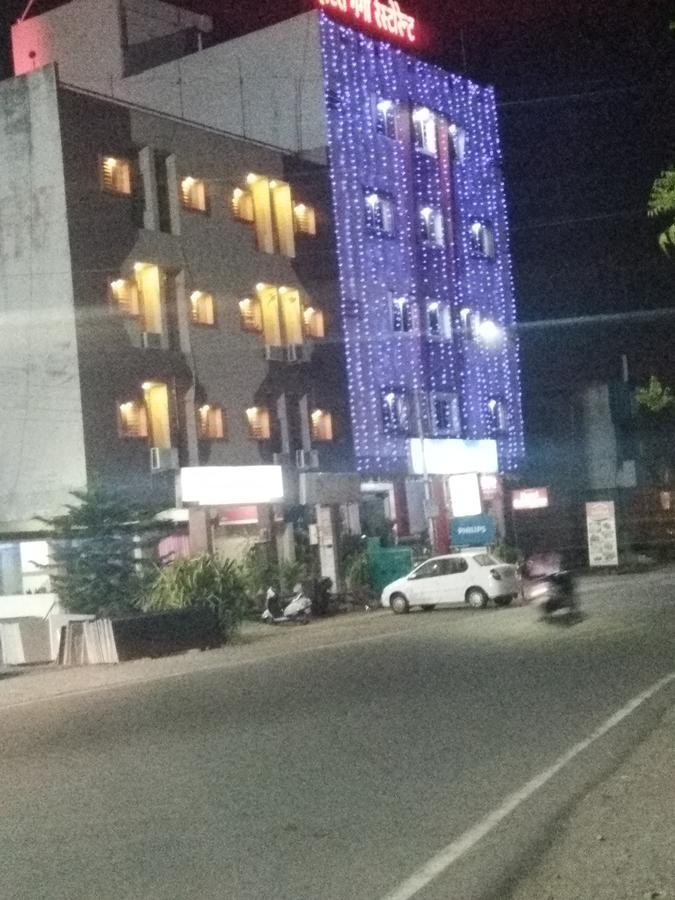 Hotel Ganga Palace Ujjain Exterior foto